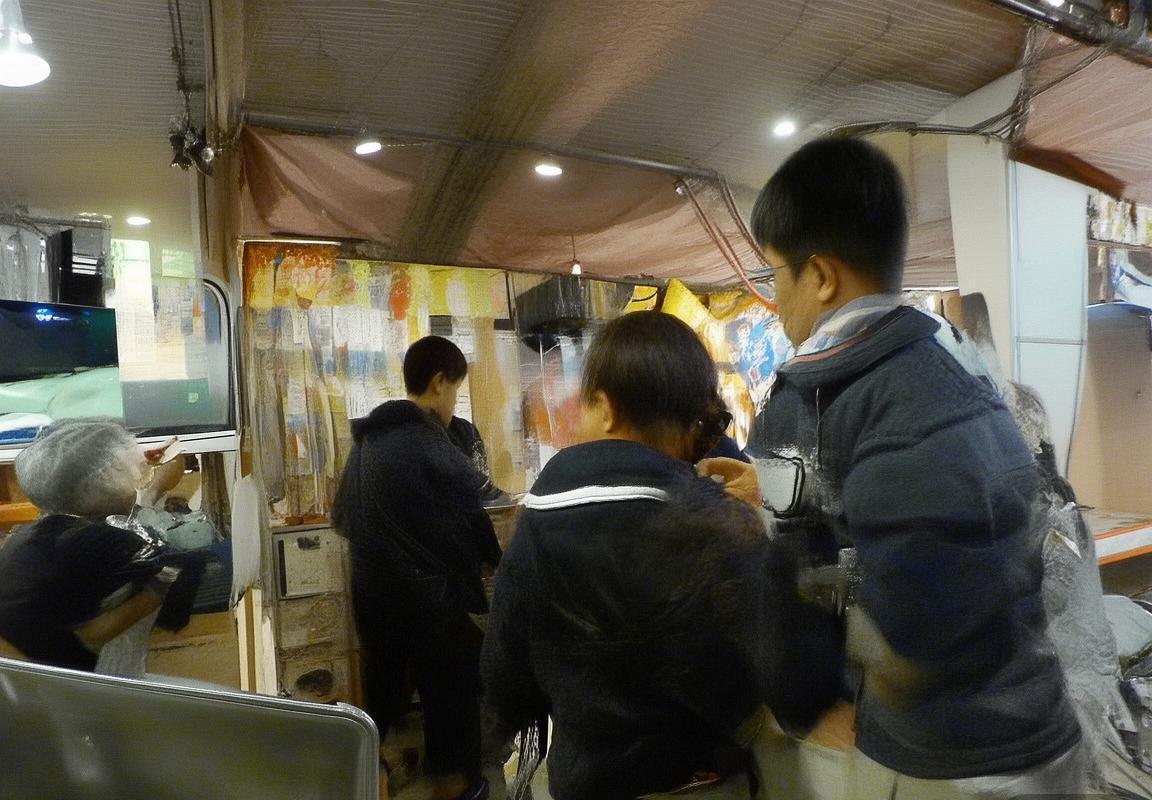 2023NBA常规赛焦点对决：勇士黄蜂激战季后赛争夺战(图4)