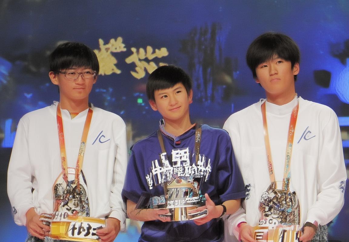 多纳鲁马成长之路：从青涩少年到世界顶级门将的蜕变